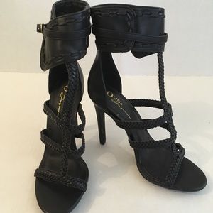 Black Faux Leather Stiletto Heels. Size 8.5